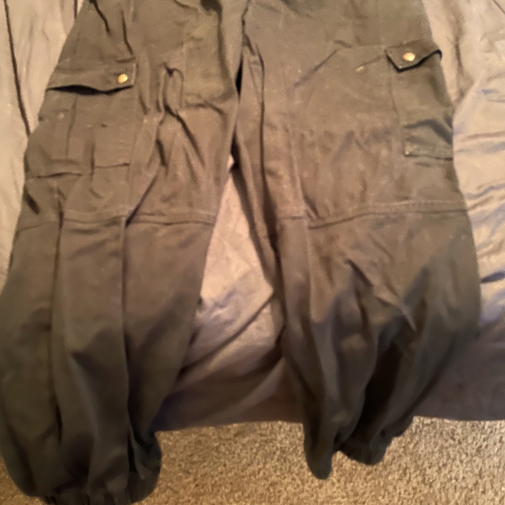 Black Hugh Rise Cargo Pants by Wild Fable